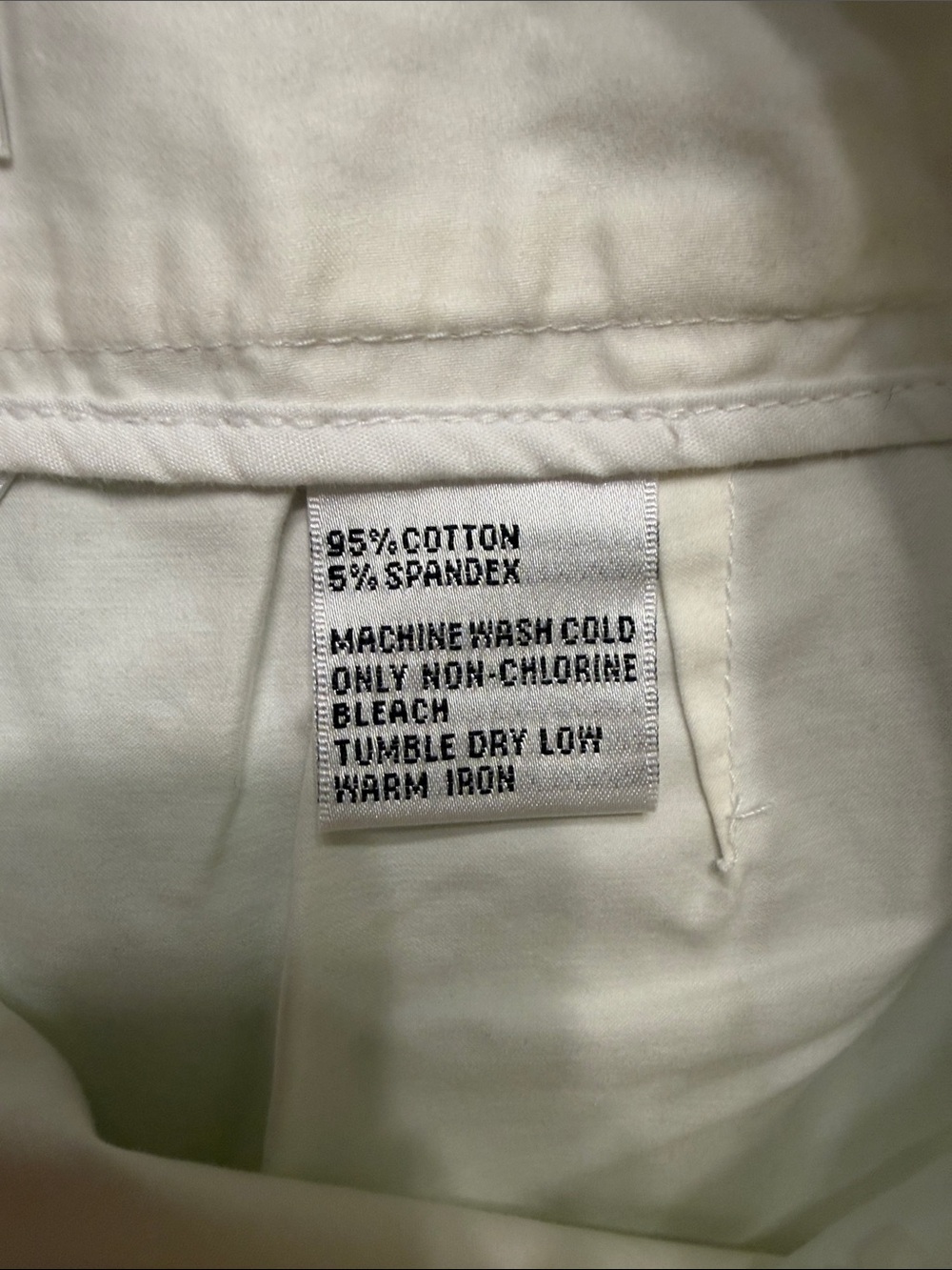 Women's White Bermuda Shorts - Classic High-Waist Style - Picture 4 of 4